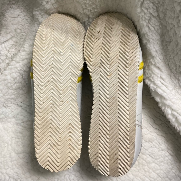 Y2K Vintage Streetwear Sneakers White Leather w/ patent yellow accents size 7.5 - Picture 12 of 14